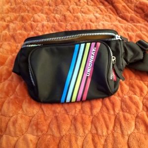 Fanny pack